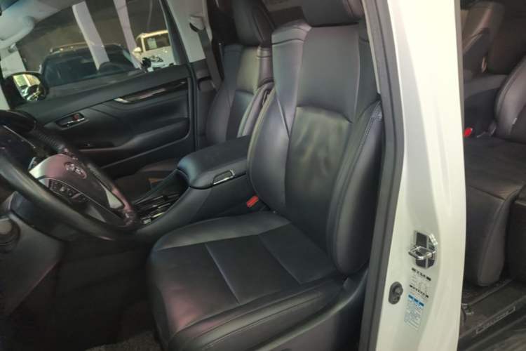 Used Toyota Vellfire 2020 Dual-Engine 2.5L HV Luxury Edition Left Front Seat