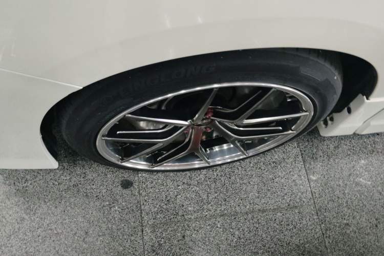 Used Toyota Vellfire 2020 Dual-Engine 2.5L HV Prestige Edition Left Front Wheel Hub