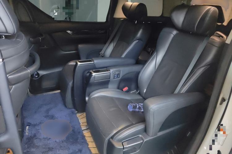 Used Toyota Vellfire 2020 Dual-Engine 2.5L HV Luxury Edition Left Rear Seat