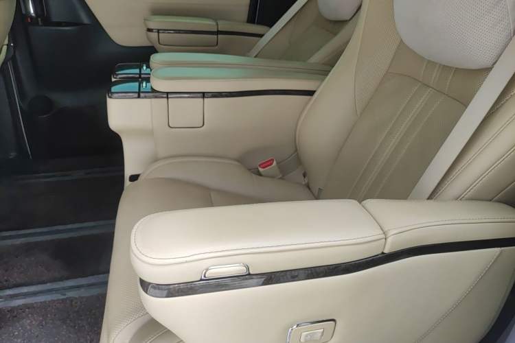 Used Toyota Vellfire 2020 Dual-Engine 2.5L HV Luxury Edition Left Rear Seat