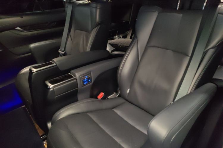 Used Toyota Vellfire 2020 Dual-Engine 2.5L HV Luxury Edition Left Rear Seat