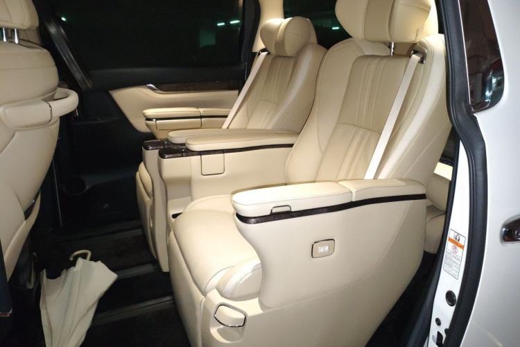 Used Toyota Vellfire 2020 Dual-Engine 2.5L HV Prestige Edition Left Rear Seat