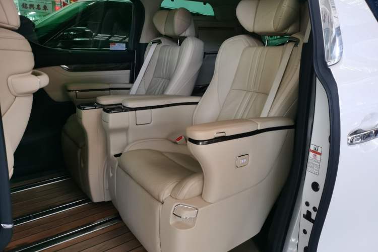 Used Toyota Vellfire 2020 Dual-Engine 2.5L HV Prestige Edition Left Rear Seat