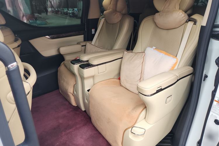 Used Toyota Vellfire 2020 Dual-Engine 2.5L HV Prestige Edition Left Rear Seat
