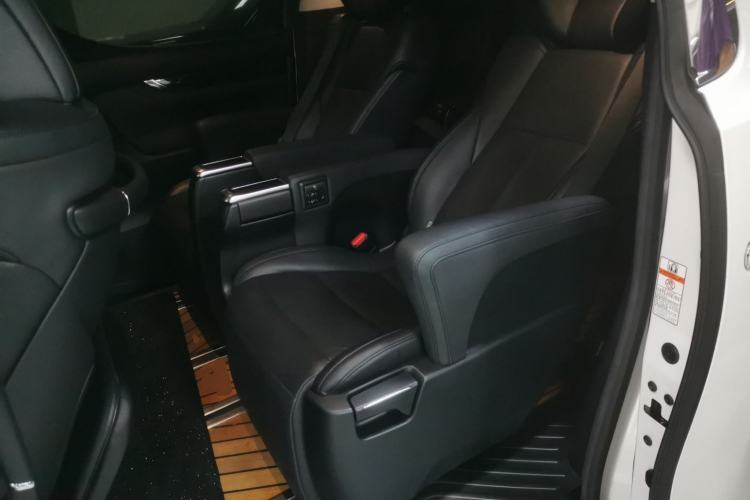 Used Toyota Vellfire 2020 Dual-Engine 2.5L HV Luxury Edition Left Rear Seat
