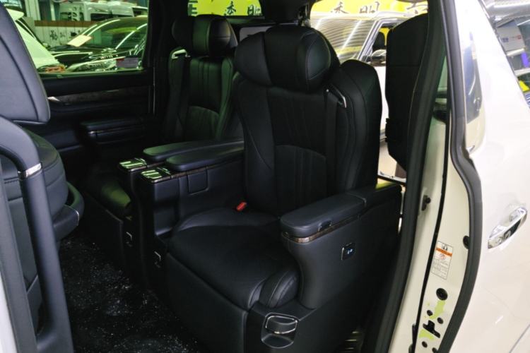 Used Toyota Vellfire 2020 Dual-Engine 2.5L HV Prestige Edition Left Rear Seat