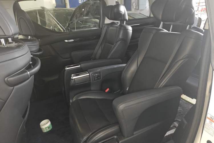 Used Toyota Vellfire 2020 Dual-Engine 2.5L HV Luxury Edition Left Rear Seat