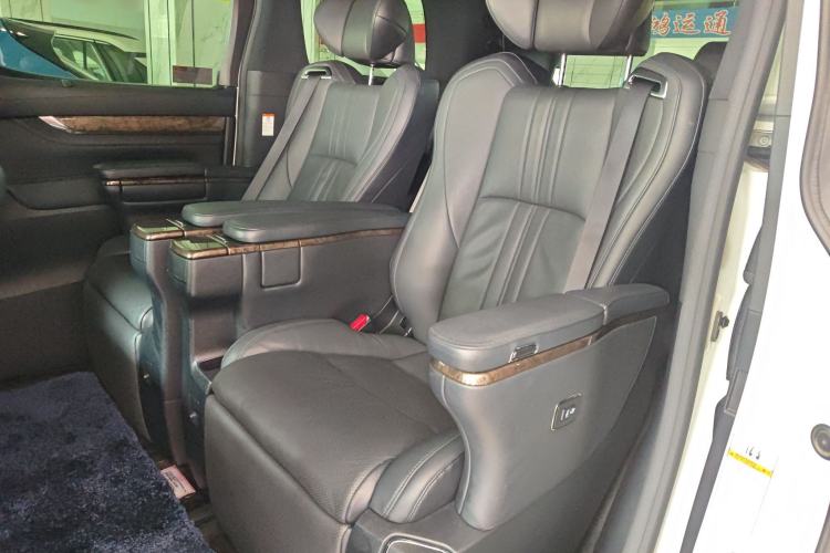 Used Toyota Vellfire 2020 Dual-Engine 2.5L HV Prestige Edition Left Rear Seat