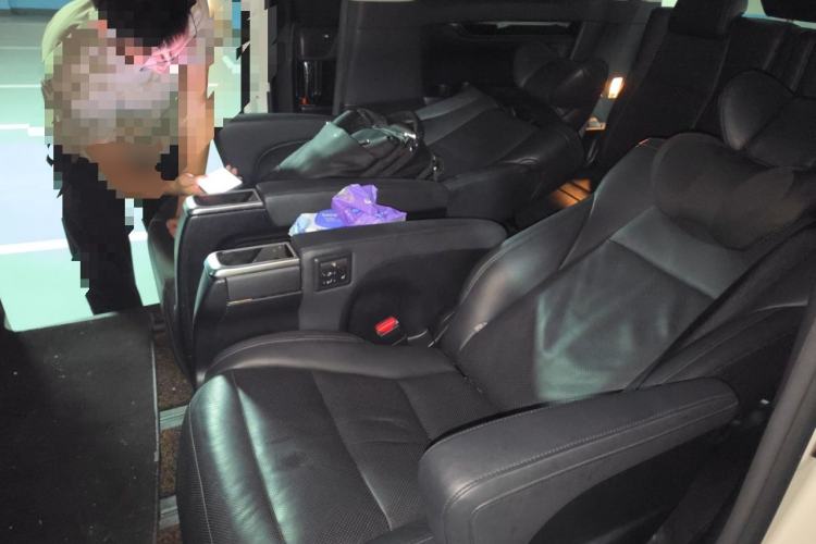 Used Toyota Vellfire 2020 Dual-Engine 2.5L HV Luxury Edition Left Rear Seat