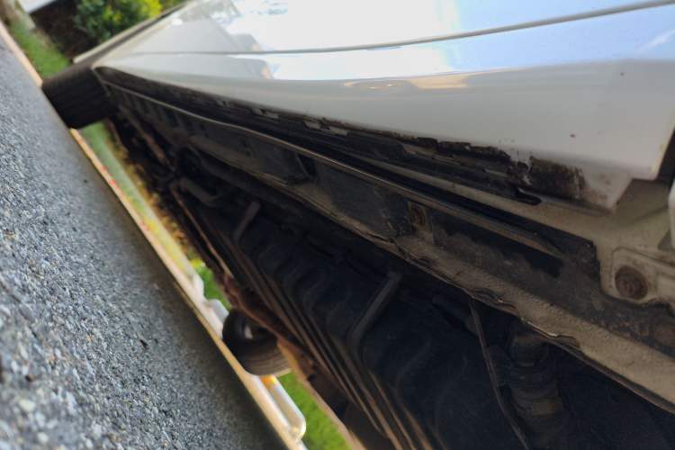 Used Toyota Vellfire 2020 Dual-Engine 2.5L HV Prestige Edition Left Side Sill