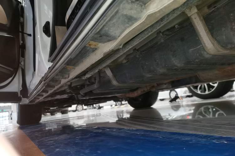 Used Toyota Vellfire 2020 Dual-Engine 2.5L HV Prestige Edition Left Side Sill
