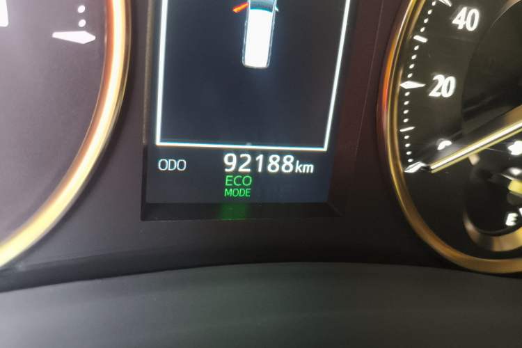Used Toyota Vellfire 2020 Dual-Engine 2.5L HV Prestige Edition Odometer Close Up