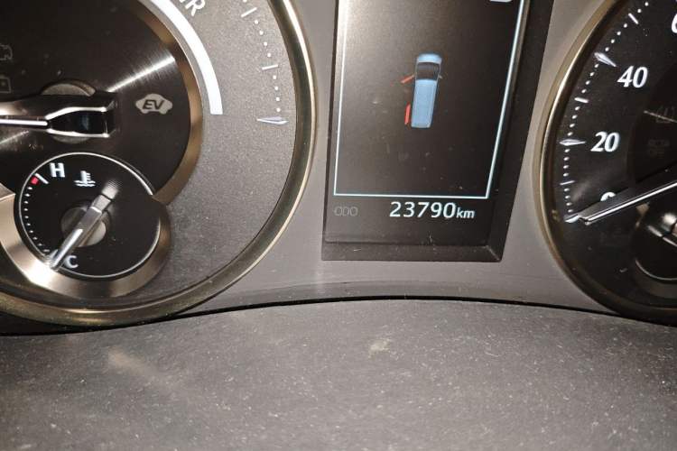 Used Toyota Vellfire 2020 Dual-Engine 2.5L HV Prestige Edition Odometer Close Up