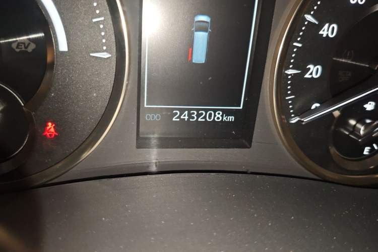 Used Toyota Vellfire 2020 Dual-Engine 2.5L HV Prestige Edition Odometer Close Up