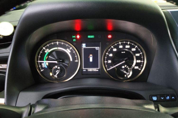 Used Toyota Vellfire 2020 Dual-Engine 2.5L HV Prestige Edition Odometer Close Up
