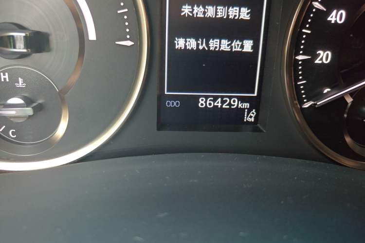 Used Toyota Vellfire 2020 Dual-Engine 2.5L HV Prestige Edition Odometer Close Up