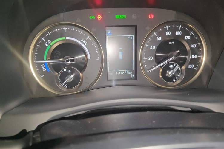Used Toyota Vellfire 2020 Dual-Engine 2.5L HV Luxury Edition Odometer Close Up