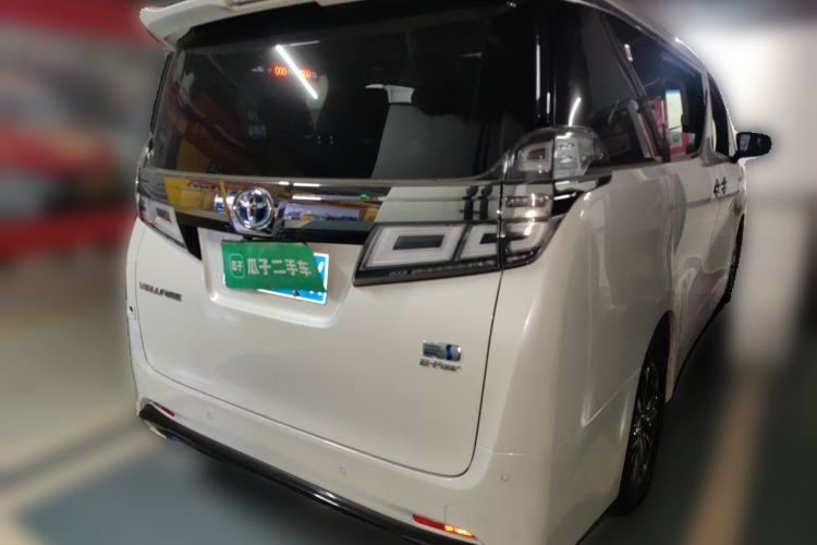 Used Toyota Vellfire 2020 Dual-Engine 2.5L HV Luxury Edition Rear Right 45 Deg