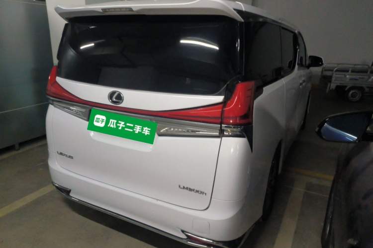 Used Toyota Vellfire 2020 Dual-Engine 2.5L HV Luxury Edition Rear Right 45 Deg
