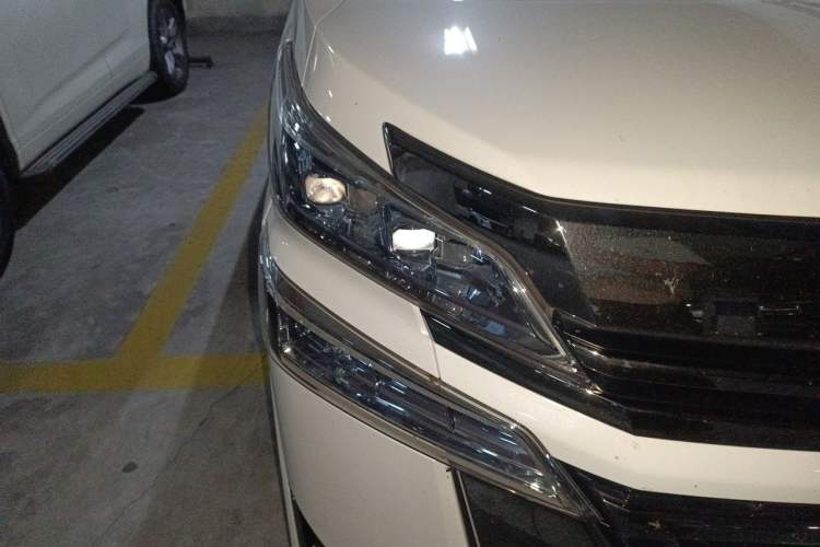 Used Toyota Vellfire 2020 Dual-Engine 2.5L HV Prestige Edition Right Front Headlight