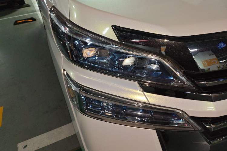 Used Toyota Vellfire 2020 Dual-Engine 2.5L HV Prestige Edition Right Front Headlight