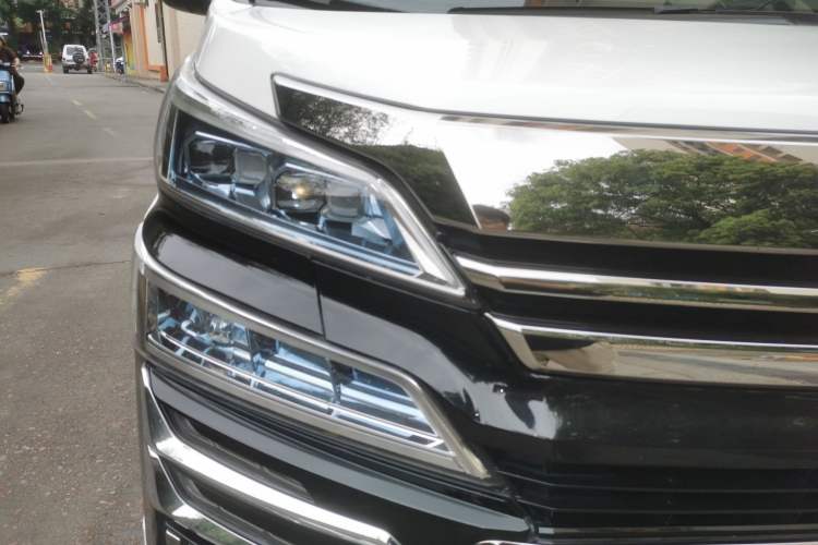 Used Toyota Vellfire 2020 Dual-Engine 2.5L HV Luxury Edition Right Front Headlight