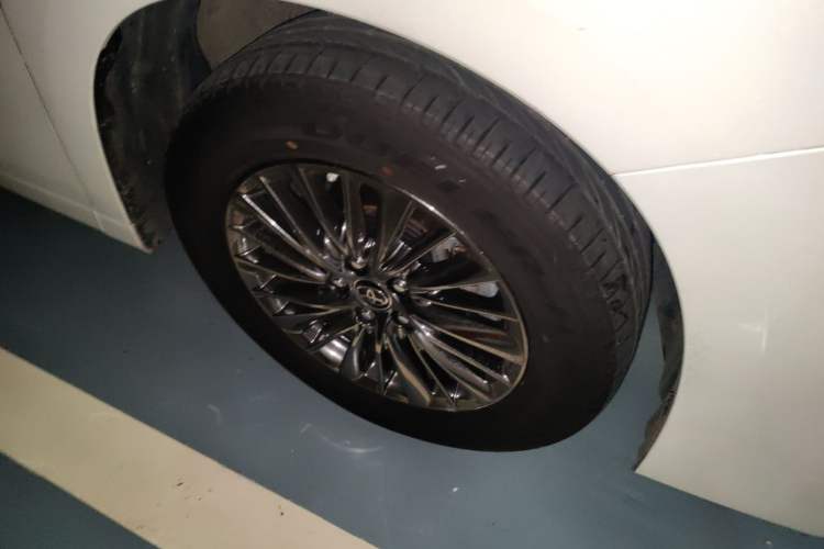 Used Toyota Vellfire 2020 Dual-Engine 2.5L HV Luxury Edition Right Front Wheel Hub