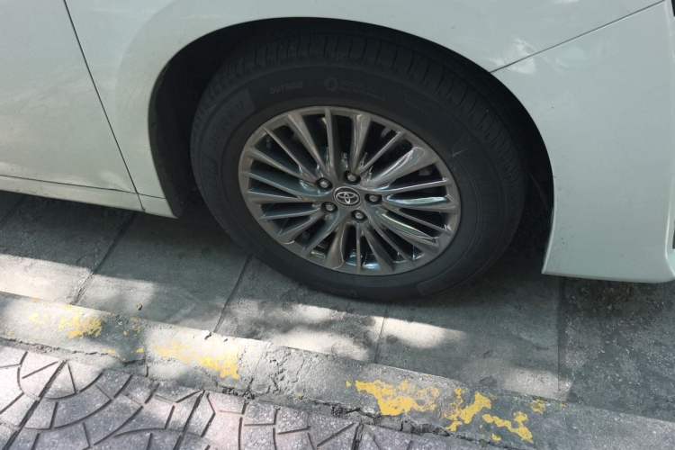 Used Toyota Vellfire 2020 Dual-Engine 2.5L HV Prestige Edition Right Front Wheel Hub