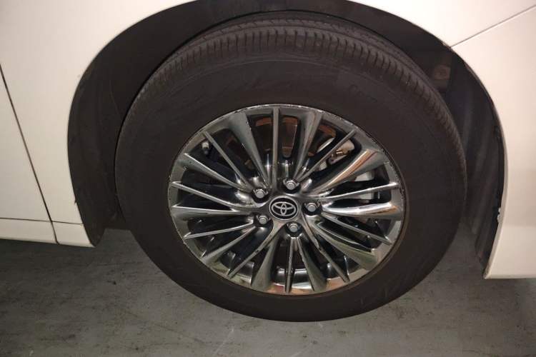 Used Toyota Vellfire 2020 Dual-Engine 2.5L HV Prestige Edition Right Front Wheel Hub