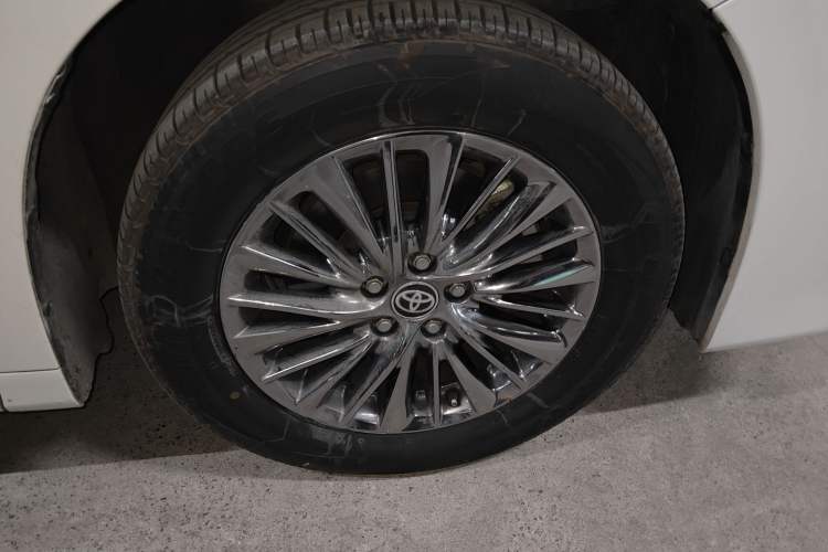 Used Toyota Vellfire 2020 Dual-Engine 2.5L HV Prestige Edition Right Front Wheel Hub