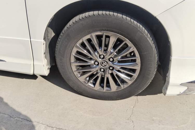 Used Toyota Vellfire 2020 Dual-Engine 2.5L HV Prestige Edition Right Front Wheel Hub