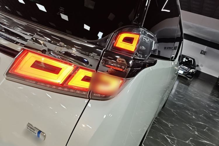 Used Toyota Vellfire 2020 Dual-Engine 2.5L HV Prestige Edition Right Rear Taillight