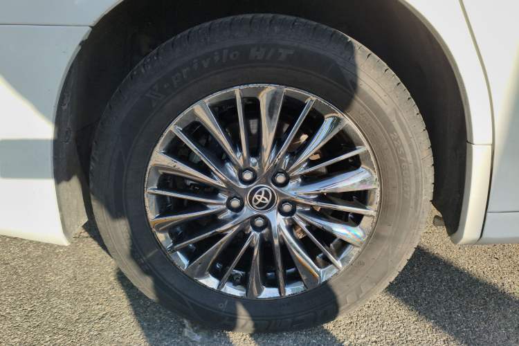 Used Toyota Vellfire 2020 Dual-Engine 2.5L HV Prestige Edition Right Rear Wheel Hub