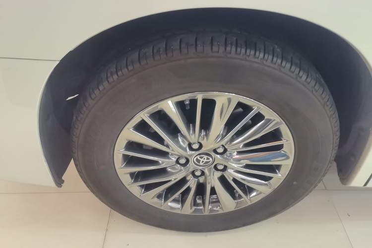 Used Toyota Vellfire 2020 Dual-Engine 2.5L HV Prestige Edition Right Rear Wheel Hub