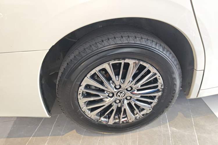 Used Toyota Vellfire 2020 Dual-Engine 2.5L HV Prestige Edition Right Rear Wheel Hub