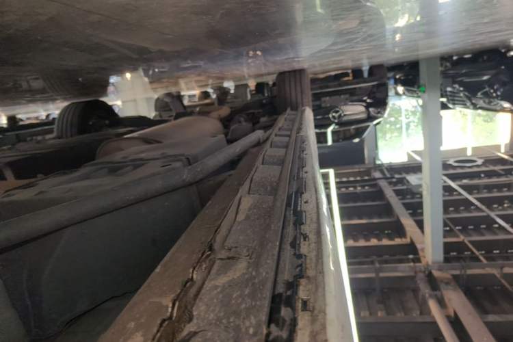 Used Toyota Vellfire 2020 Dual-Engine 2.5L HV Luxury Edition Right Side Sill