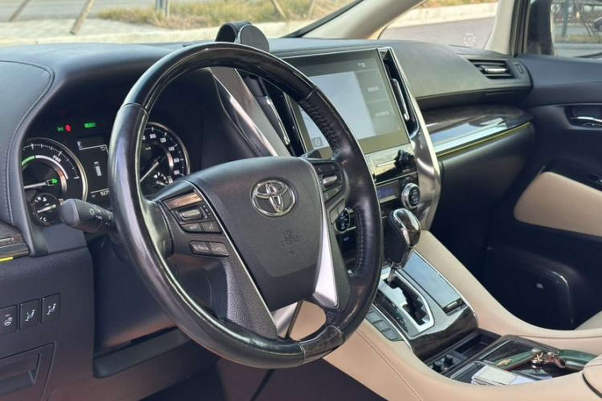 Used Toyota Vellfire 2020 Dual-Engine 2.5L HV Prestige Edition Steering Wheel