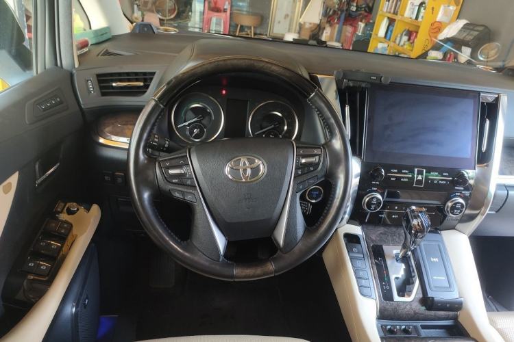 Used Toyota Vellfire 2020 Dual-Engine 2.5L HV Prestige Edition Steering Wheel