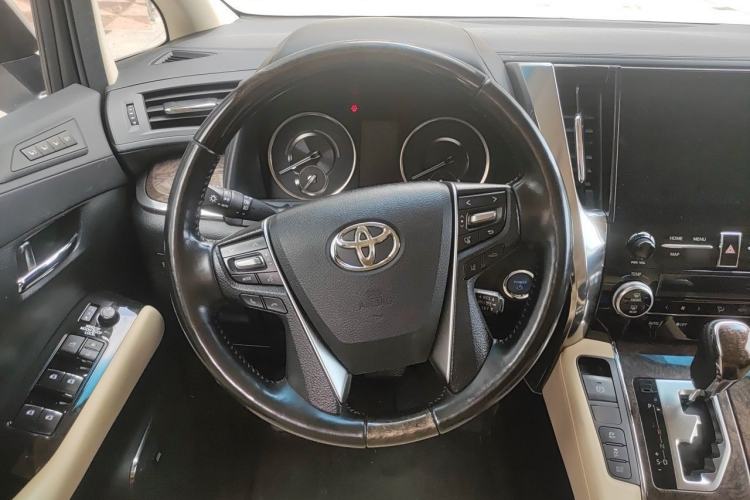 Used Toyota Vellfire 2020 Dual-Engine 2.5L HV Luxury Edition Steering Wheel