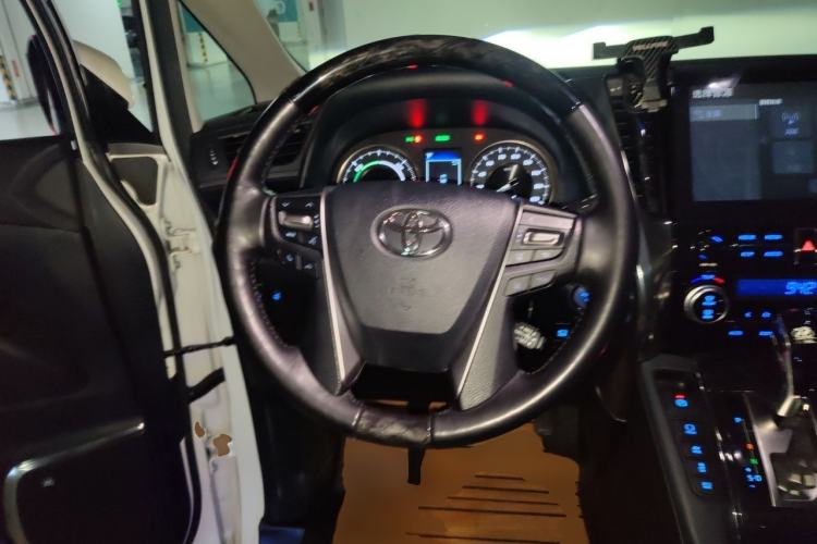 Used Toyota Vellfire 2020 Dual-Engine 2.5L HV Luxury Edition Steering Wheel