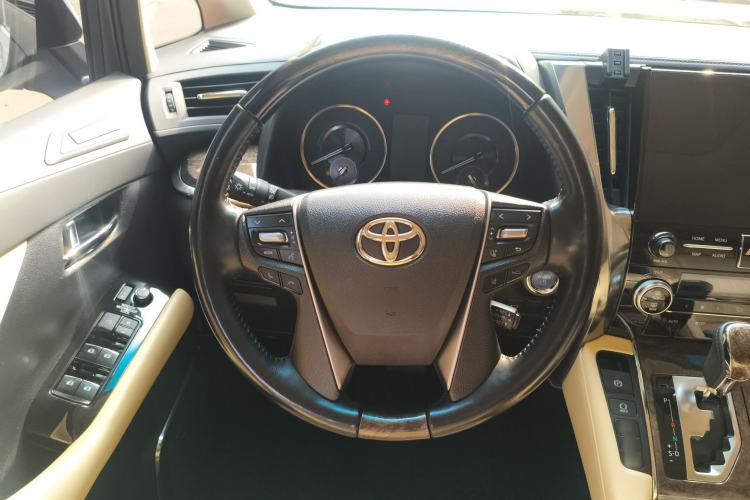Used Toyota Vellfire 2020 Dual-Engine 2.5L HV Prestige Edition Steering Wheel