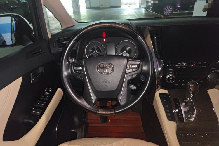 Used Toyota Vellfire 2020 Dual-Engine 2.5L HV Prestige Edition Steering Wheel