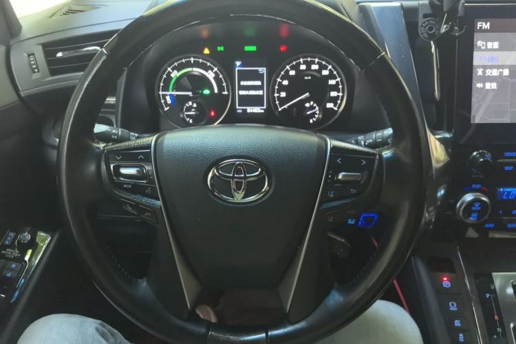 Used Toyota Vellfire 2020 Dual-Engine 2.5L HV Prestige Edition Steering Wheel