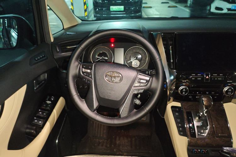 Used Toyota Vellfire 2020 Dual-Engine 2.5L HV Prestige Edition Steering Wheel