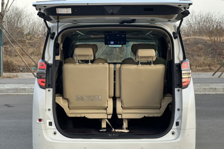 Used Toyota Vellfire 2020 Dual-Engine 2.5L HV Prestige Edition Trunk