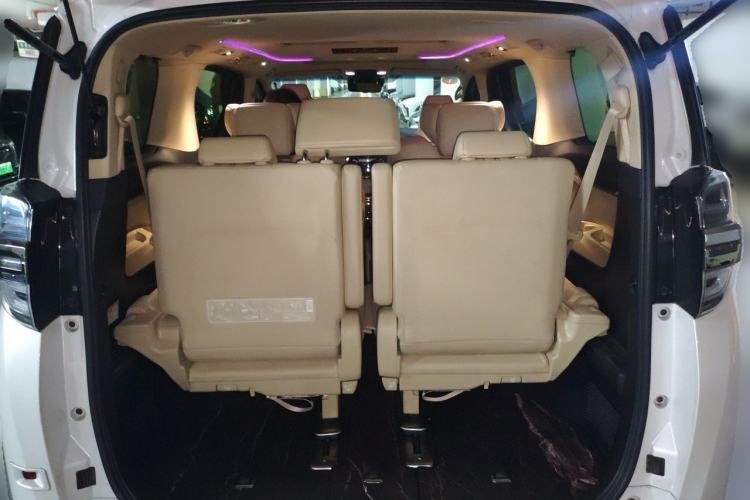 Used Toyota Vellfire 2020 Dual-Engine 2.5L HV Prestige Edition Trunk