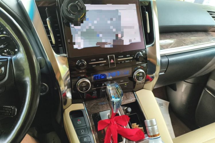 Used Toyota Vellfire 2021 Crown Dual-Engine 2.5L HV Supreme Edition Audio And AC Panel