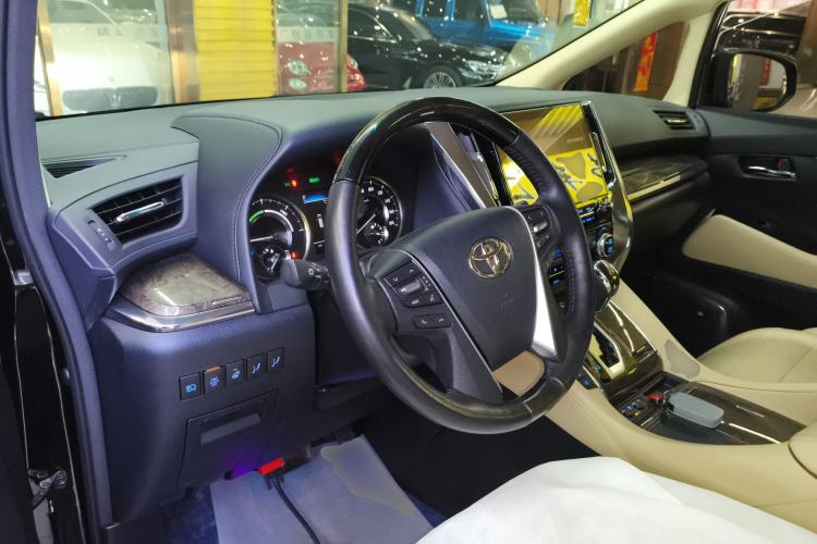 Used Toyota Vellfire 2021 Crown Dual-Engine 2.5L HV Prestige Edition Center Console
