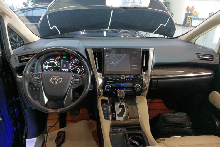 Used Toyota Vellfire 2021 Crown Dual-Engine 2.5L HV Prestige Edition Center Console