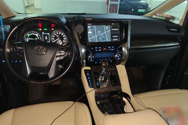 Used Toyota Vellfire 2021 Crown Dual-Engine 2.5L HV Prestige Edition Center Console